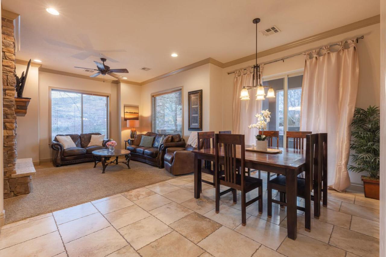 הוריקיין D5-Coral Springs Poolside-Ground Floor 3-Bedroom Hillside View חדר תמונה